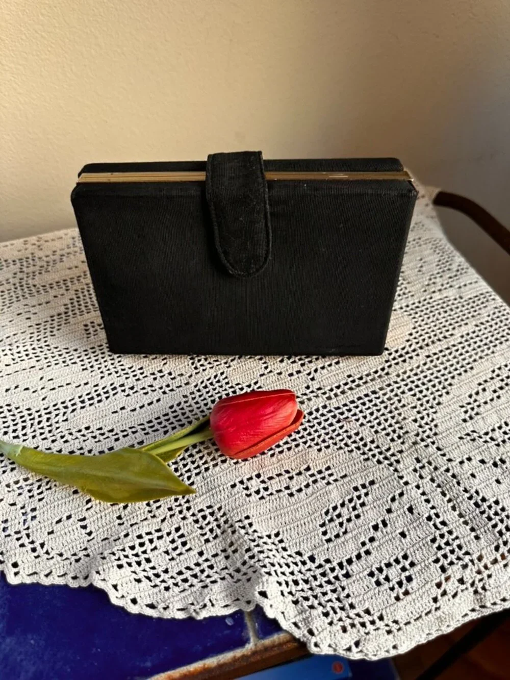 Black Faille Hard-Sided Vintage 1940s Vanity Clutch Purse w/ Tapestry & Mirror